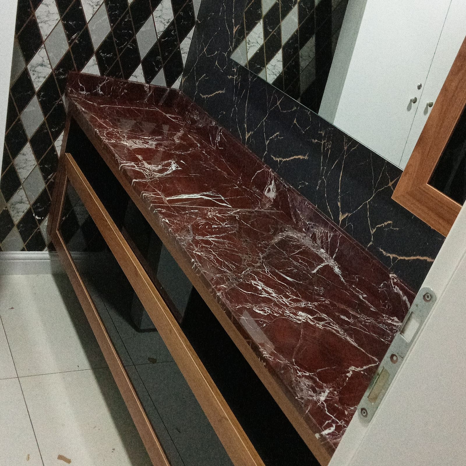 Elazığ Vişne Banyo Tezgahı — görsel 3